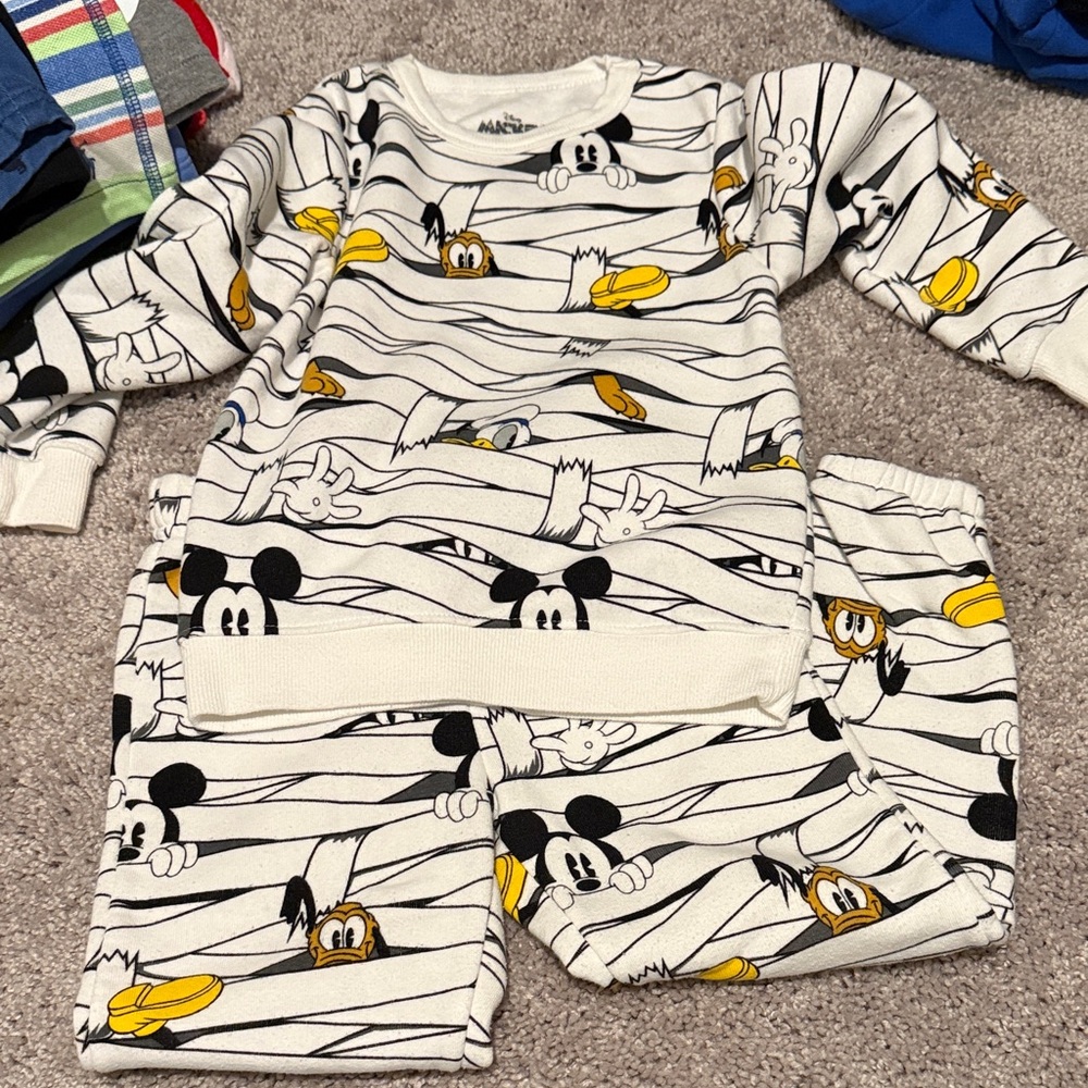 Disney Kids Pajama Set - White with Mickey and Friends
